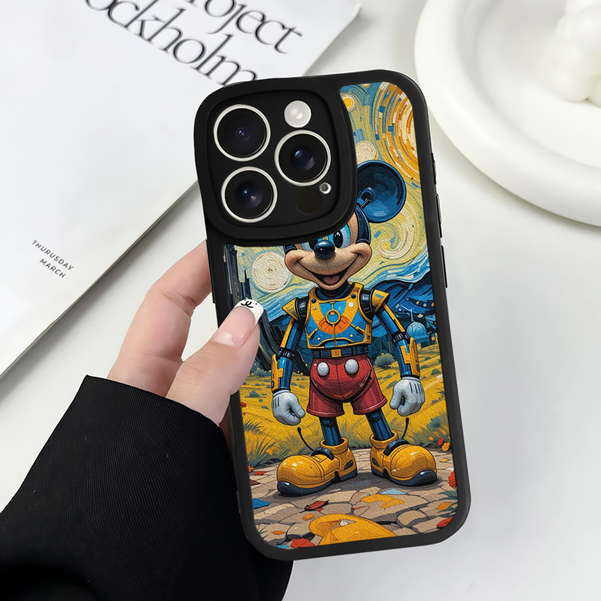 （画像用） ミッキーマウス Mickey Mouse 【iPhone 16シリーズ対応】シリコンスマホケース（レザー調） 材質：シリコン